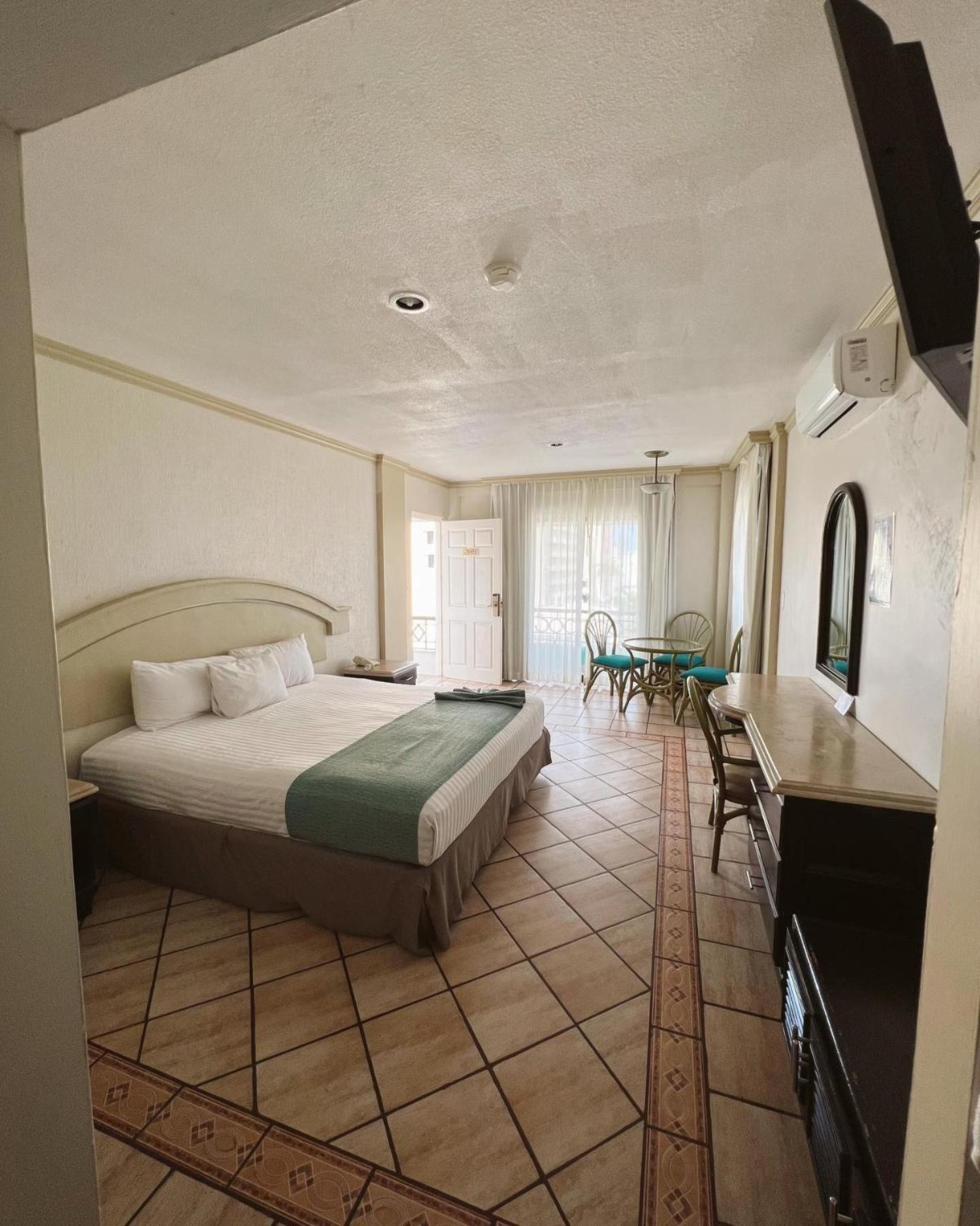 Hotel Playa Marina Mazatlan Exterior photo